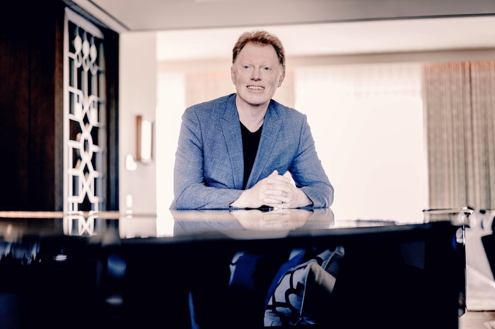 Tim Horton Performs For Curry Rivel Music This April